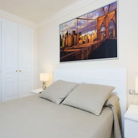 Vista Al Faro El Poris 波里斯-德阿沃纳