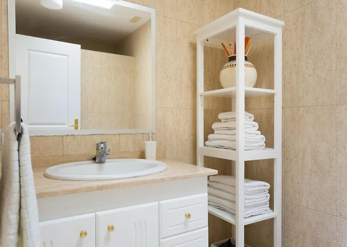 Vista Al Faro El Poris 公寓