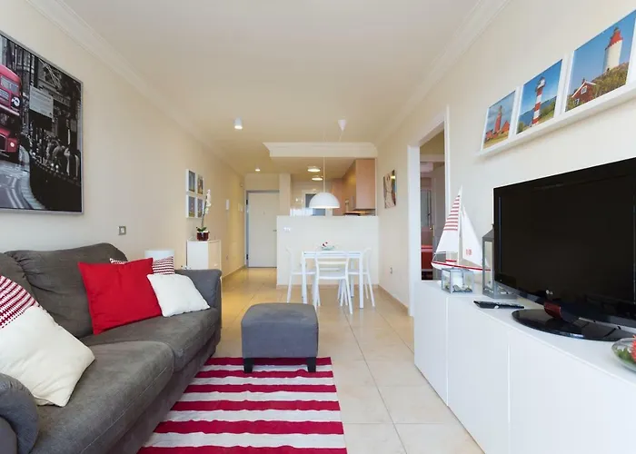 公寓 Vista Al Faro El Poris 波里斯-德阿沃纳